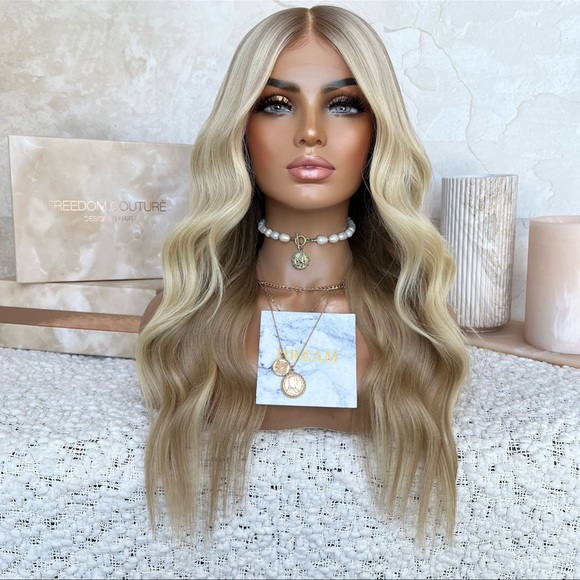 Freedom couture GIGI blond wig NWT - Picture 1 of 10